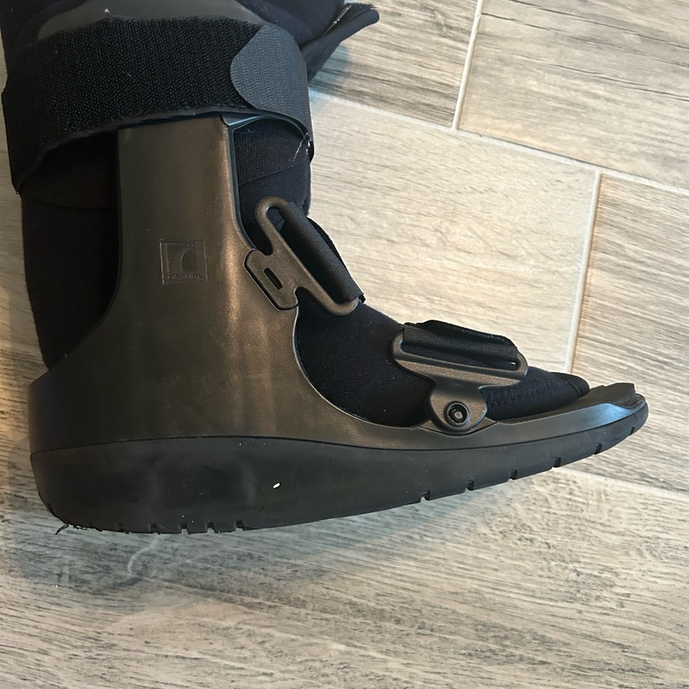 Foot boot